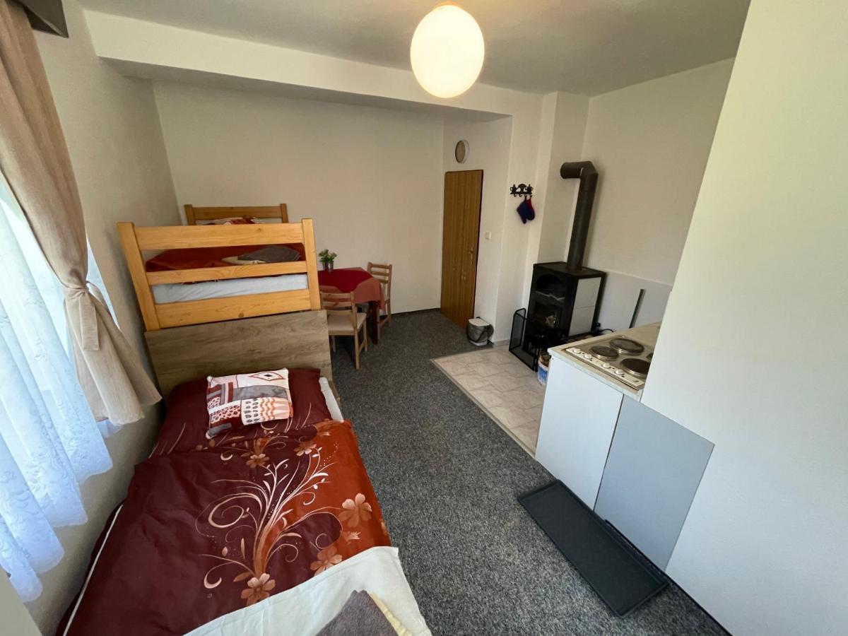 Penzion Na Vysluni Strasin Exterior foto